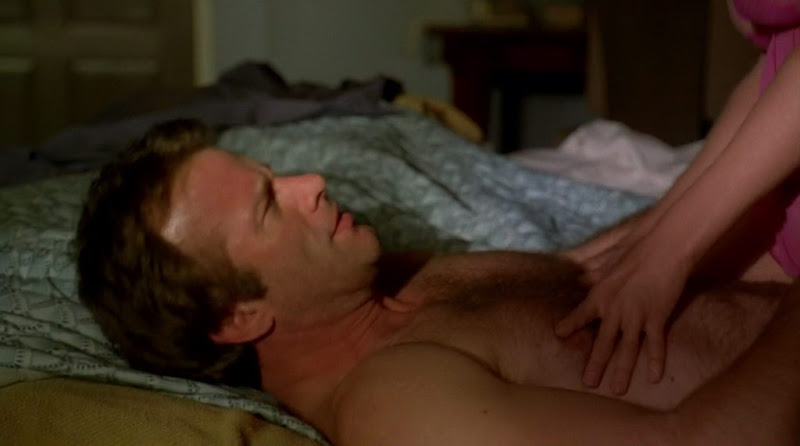 Thomas Jane Shirtless on Hung s2e03