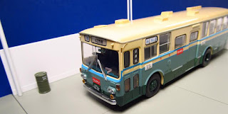 hot wheels bus tomica