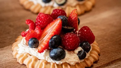 Dessert, Tart, Cream, Berries, Free HD Wallpaper