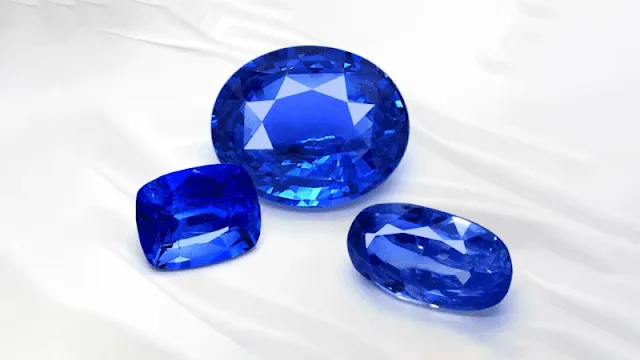 loose blue sapphire stone