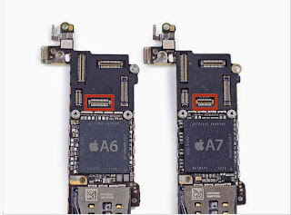 Detailed internal components of the iPhone 5c smartphone