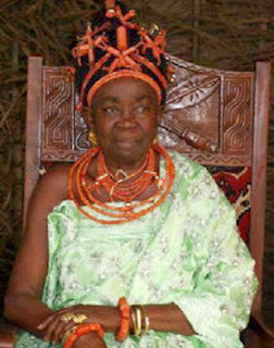 Queen Esther Erediauwa dead