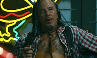 ulasan the expendables mickey rourke