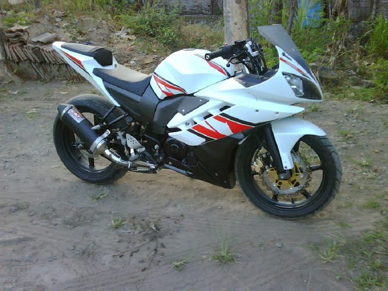 Tampilan Yamaha Byson Modif Ala FZ R15 2 title=