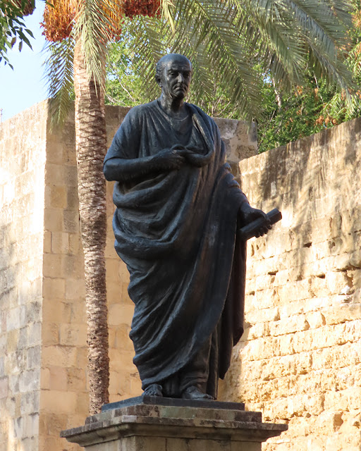 Statue of Seneca by Amadeo Ruiz Olmos, Calle Puerta de Almodóvar, Córdoba