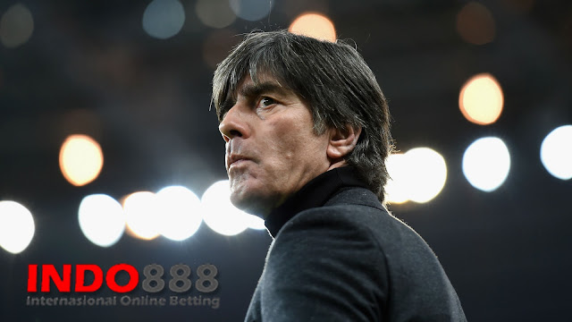 Joachim Low Shock ketika Bom Prancis vs Jerman Indo888News