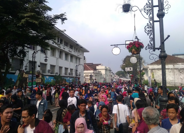 Inilah Foto-Foto Keren Karnaval Asia Afrika di Bandung 2017