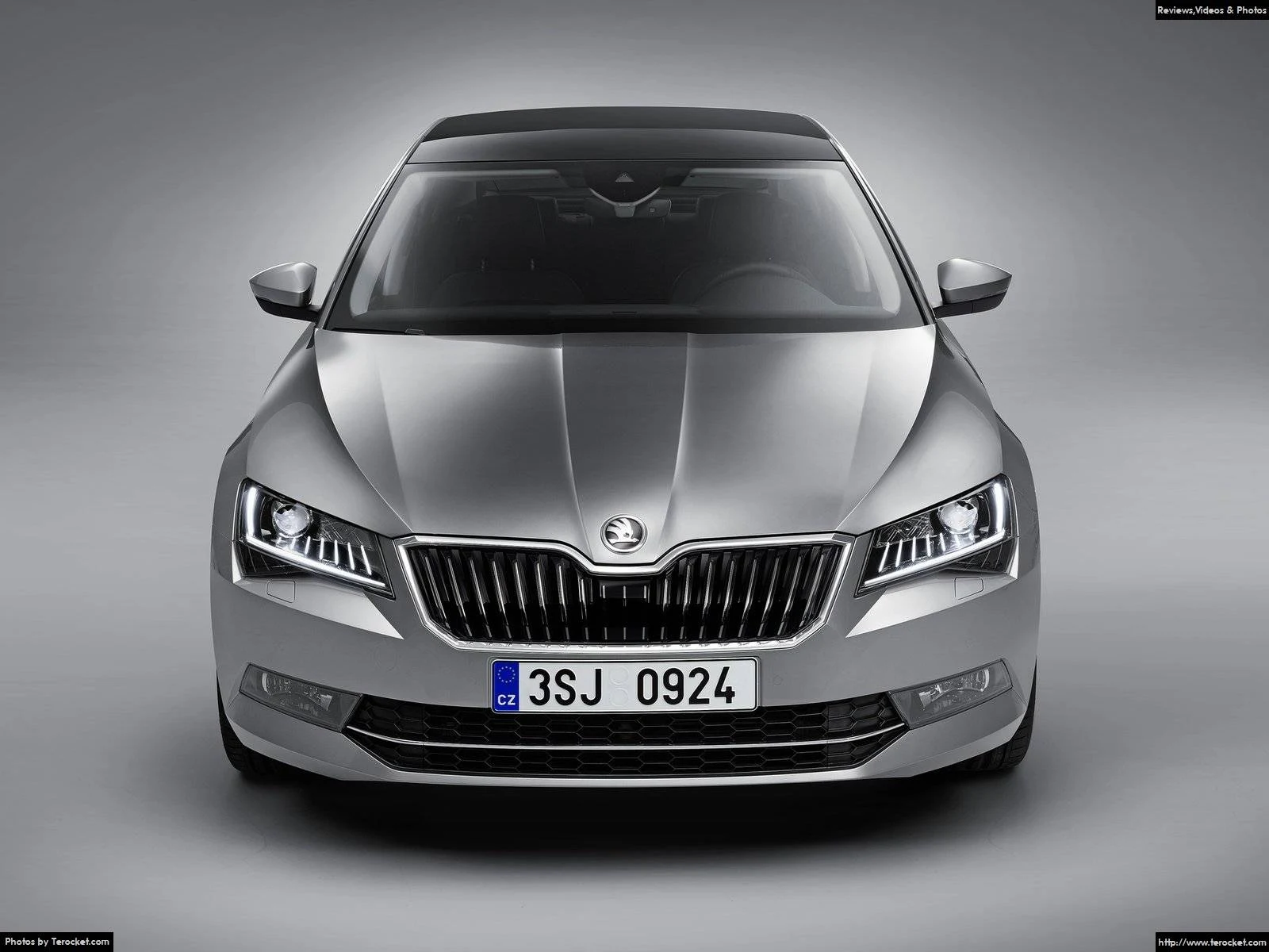 Hình ảnh xe ô tô Skoda Superb 2016 & nội ngoại thất