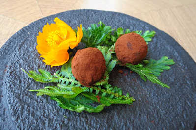 Bangkok, Paste, chocolate truffle