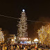 Η πρωτεύουσα των Χριστουγέννων με το πιο φωτεινό δέντρο!- Στα Τρίκαλα φωταγωγήθηκε το πιο ψηλό φυσικό χριστουγεννιάτικο δέντρο