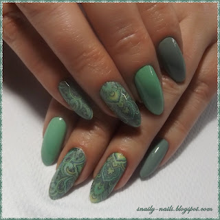 http://snaily-nails.blogspot.com/2017/02/greenery-battery.html