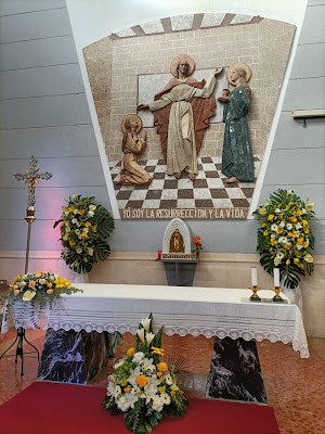 Decoración floral de la iglesia Santa Marta