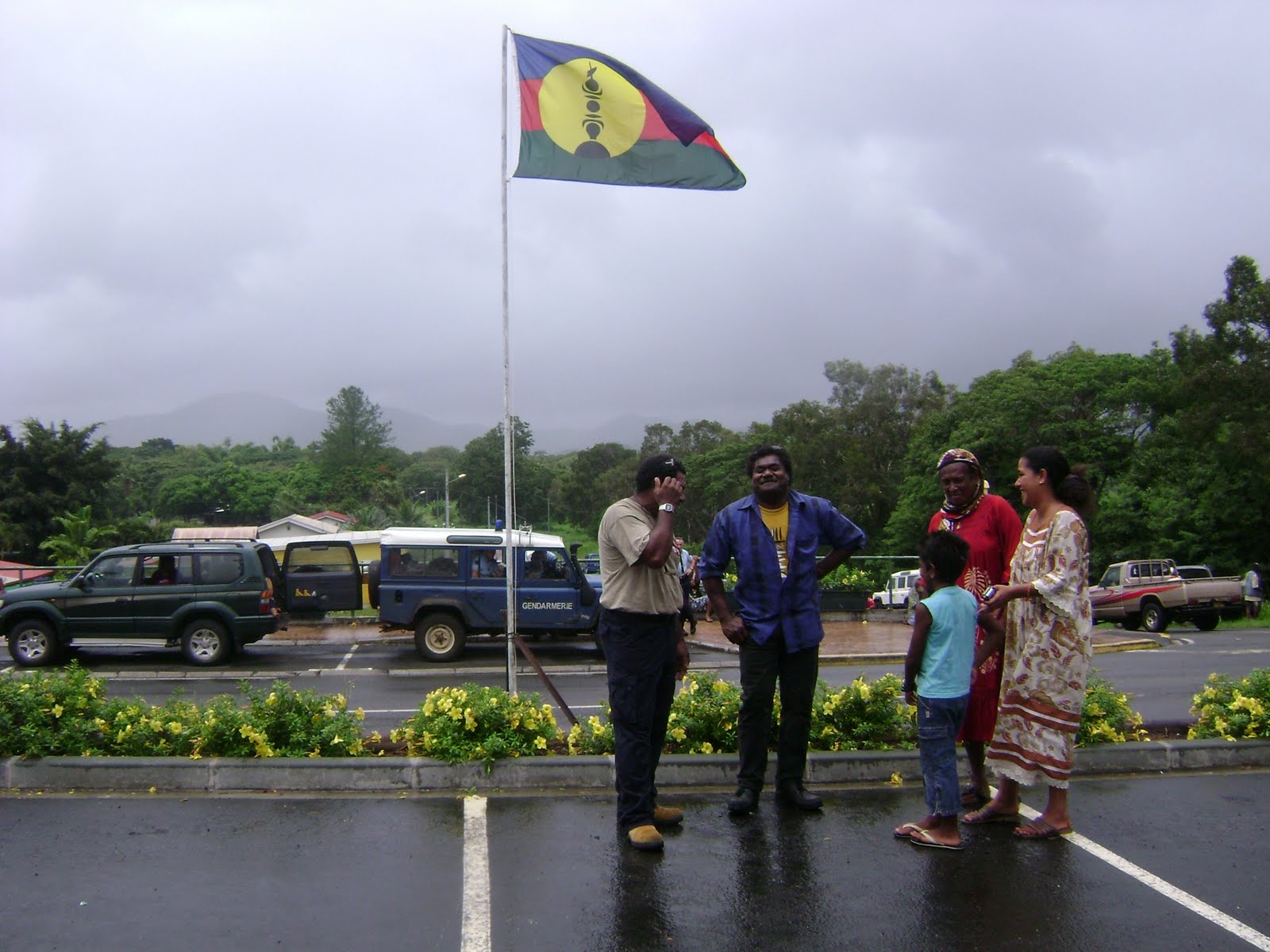 Naku press Le drapeau kanak  continue son chemin dans le 