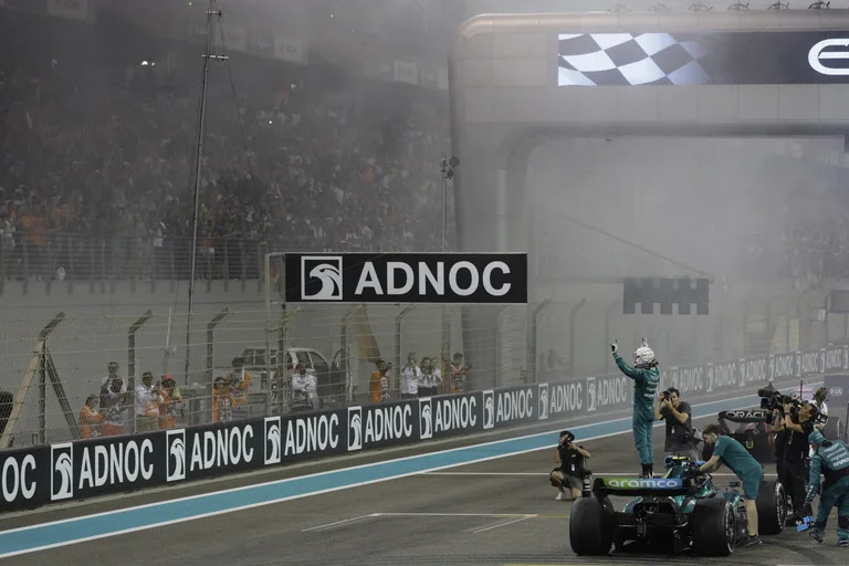 Fórmula 1: Max Verstappen ganó el Gran Premio de Abu Dhabi en el retiro de Sebastian Vettel