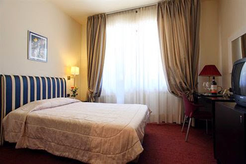 #6 Airport Hotel Florence
