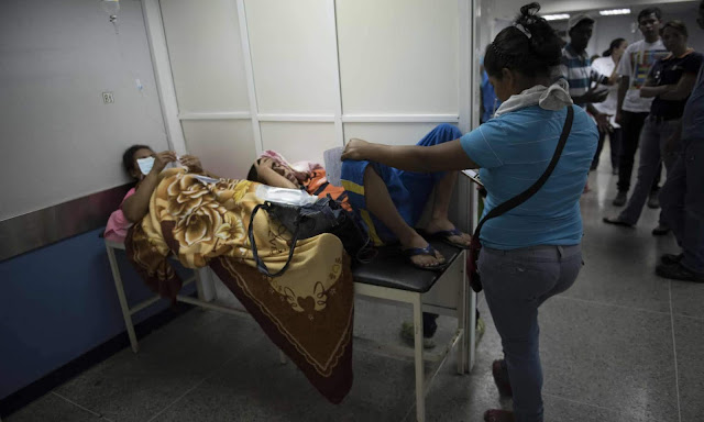 The Guardian: La crisis de Venezuela tiene un costo mortal en el sistema de salud de pandeo.