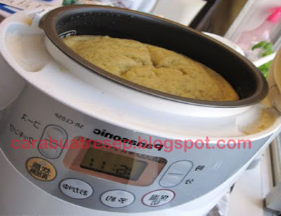 Foto Resep Roti Tawar Putih Rice Cooker Tanpa Oven Sederhana Lembut dan Empuk Spesial Asli Enak