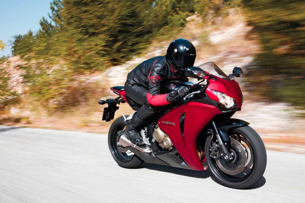 2012 Honda CBR1000RR Fireblade Racing Photo Gallery - Motorcycle ...
