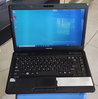 Jual Laptop Toshiba Satellite C640 14" Pentium B960