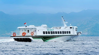 http://www.lomboksociety.com/2015/10/boat-to-gili-island-from-bali.html