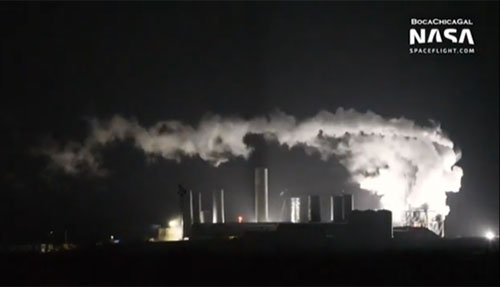 Cryo-testing of SN3 on the launch pad (explosion?) with piece falling off  (Source: @BocaChicaGal)