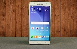 2016 model Samsung Galaxy J7 bomba gibi geliyor