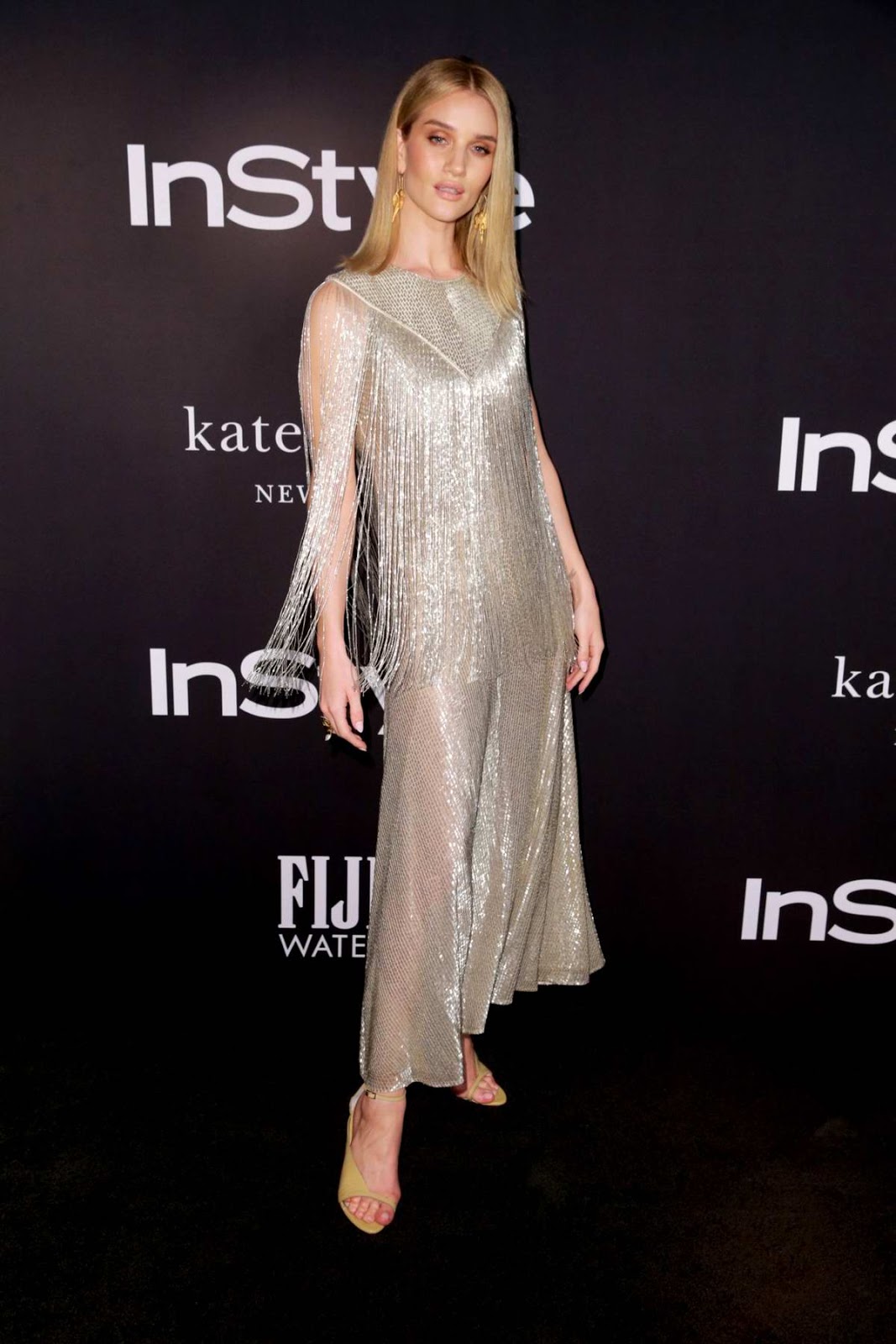 Rosie Huntington-Whiteley best red carpet dresses photo