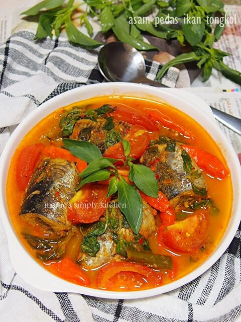 Asam Pedas Ikan Tongkol Dengan Kemangi Monic S Simply Kitchen