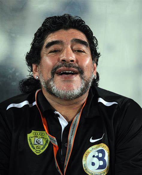 Muere Diego Armando Maradona de un paro respiratorio 