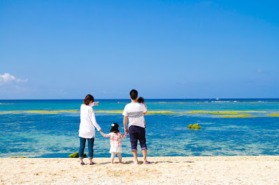 沖縄 ビーチフォト 家族