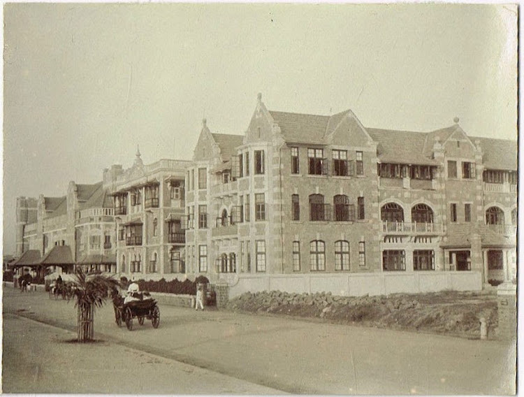 Houses on Colaba Reclamation Bomaby (Mumbai) c1905