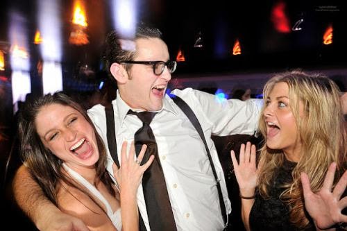 Impress A Female Using Stand Up Routines