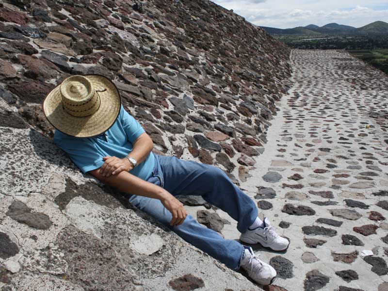 Spanish speakers and siesta are inseparable