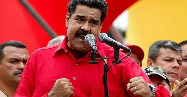 Maduro responde a las sanciones diciendo que son condecoraciones (tal como los criminales lo hacen)