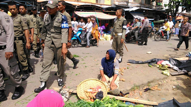 Duh, Kelakuan Satpol PP Aceh