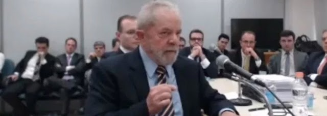 “VOCÊS ESTÃO REFÉNS DA IMPRENSA”, DIZ LULA A MORO