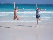 Three months in Mexico: Beaches! (me and jamie on the beach)