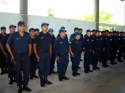 Familiares de policías de La Quiaca tomaron la seccional 17 en reclamo