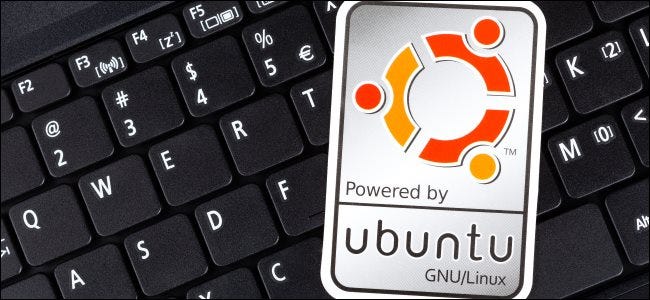 ملصق Ubuntu على لوحة مفاتيح الكمبيوتر ؛