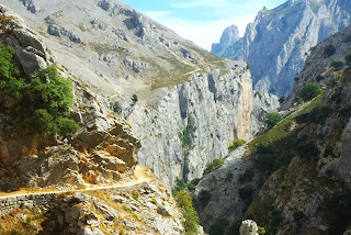 ruta del Cares, tramo ascendente tras Culiembro