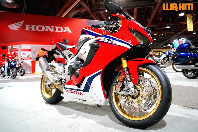 Highly Sporty Honda CBR Sportsbike at @MotorcycleShows Long Beach 2018 #IMS #wheelsandheelsmag