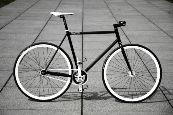 fixed gear bike. Why have fixed gear bikes