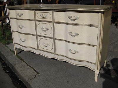 Bedroom Furniture Dresser on Ebay   French Provincial Bedroom Furniture Vanity Dresser  Similar