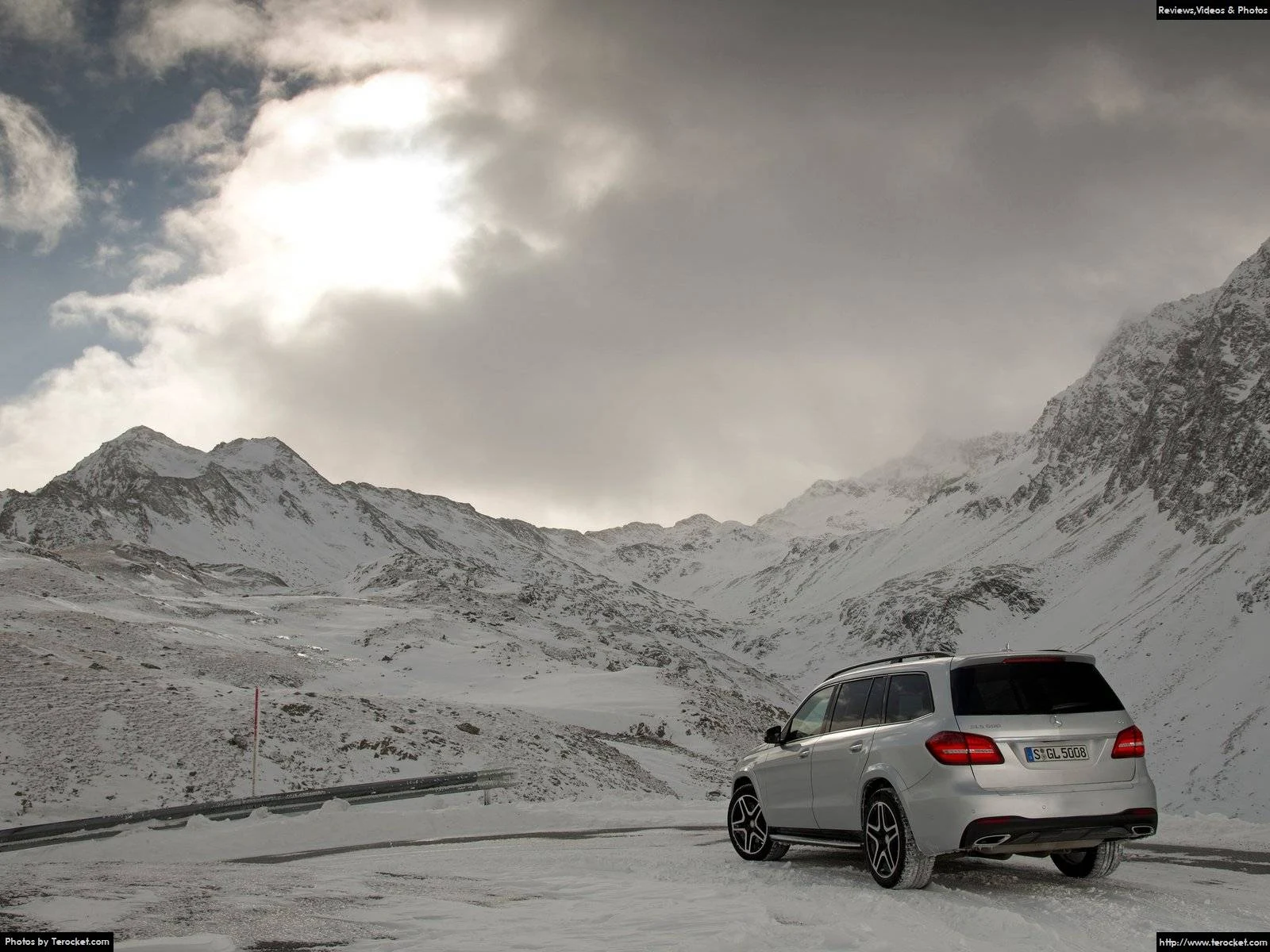 Hình ảnh xe ô tô Mercedes-Benz GLS 2017 & nội ngoại thất