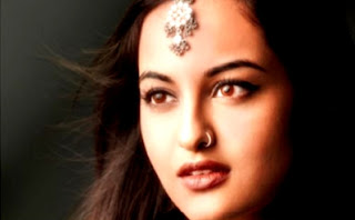 Sonakshi Sinha Hot Real Life Pictures