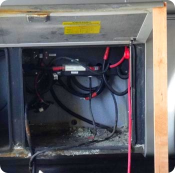 6-dirty-battery-bay
