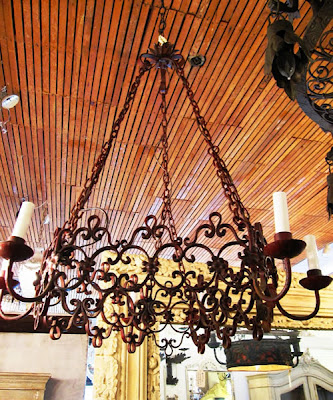 Cushion Iron Chandelier