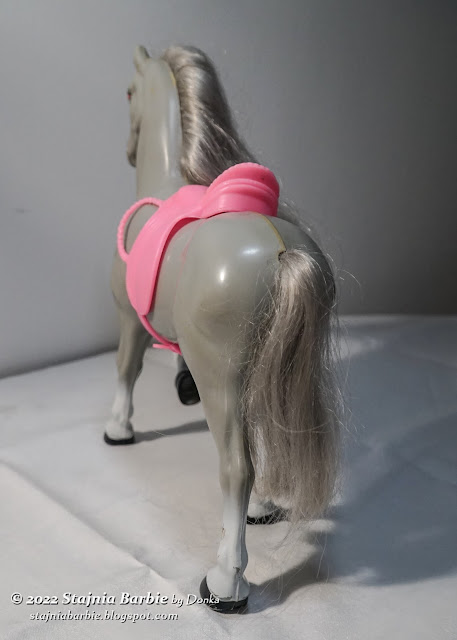 Gloria doll horse as it came to me