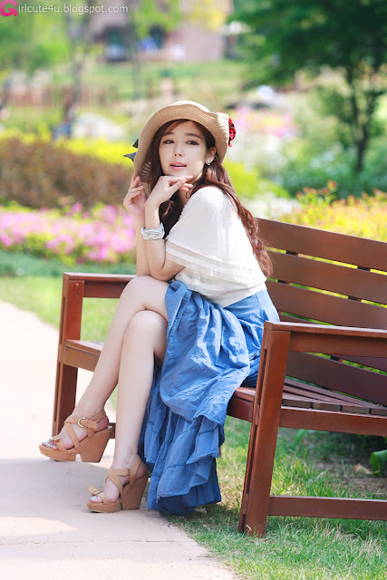 2 Jo Sang Hi - Beautiful Outdoor-very cute asian girl-girlcute4u.blogspot.com