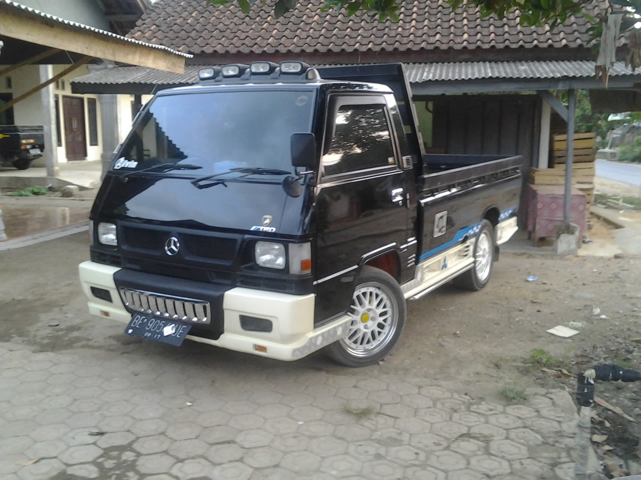 Modifikasi Pick Up Mitsubishi Colt L300 Modifikasi